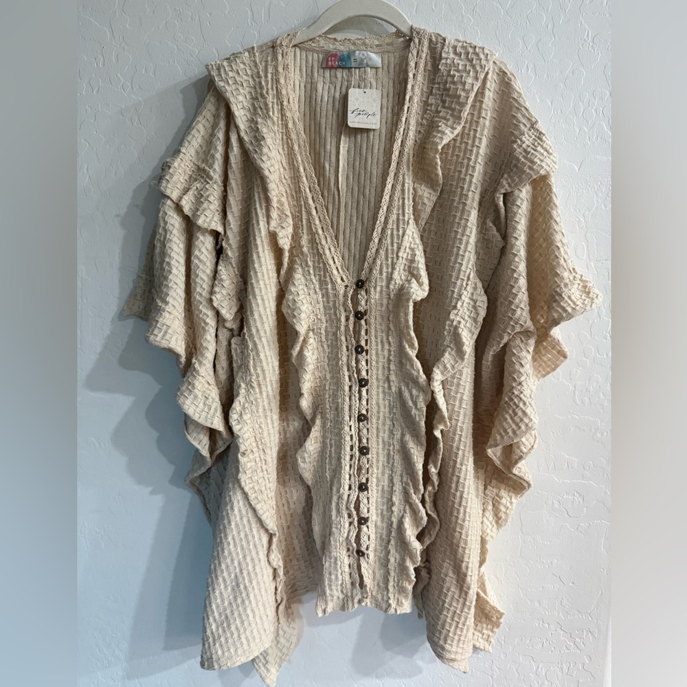 Free People Beach Flora Tunic, a billowy, bohemian-style top. - Picture 5 of 8